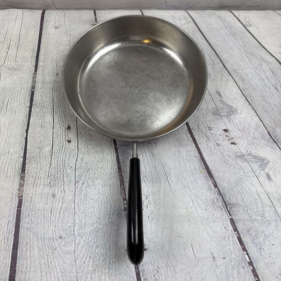Revere Ware 9" Inch Skillet Frying Fry Pan Stainless steel Clinton ILL - Picture 1 of 5